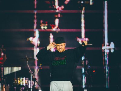 Música y protesta propalestina llenan concierto de Residente en Zócalo de la CDMX