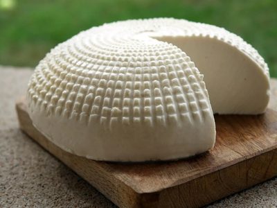 Hacé queso de papa, la receta fácil, económica y rendidora si tenés un festejo pronto