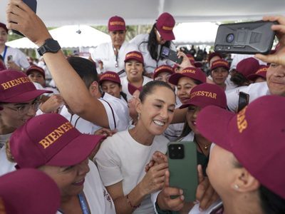 Sheinbaum usará a la Secretaría de Bienestar para recabar datos biométricos con programas sociales