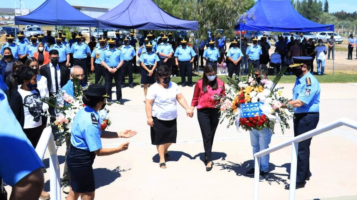 Anterior edición de un reconocimiento a la Policía provincial. Fuente: (Gobierno de Neuquén)
