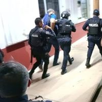 Detienen a profesor de secundaria que drogó a sus alumnas en Playa del Carmen