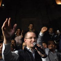 Anaya se reconcilia con Madero y lo llama "valiente y patriota" por firmar el Pacto por México
