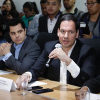 Morena y el PVEM estudian alianza para la gubernatura en Puebla