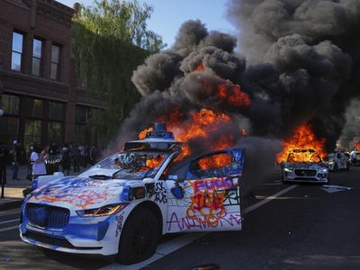 Los Ángeles: tensión e incidentes contra ICE y las políticas migratorias de Donald Trump