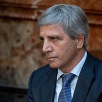 Vuelven a instaurar un cepo al dólar para ahorristas: en qué consiste