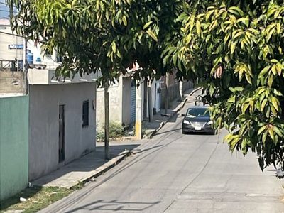 Acribillan a dos mujeres policías de Cuernavaca y a la hija de una de ellas; dejan mensaje