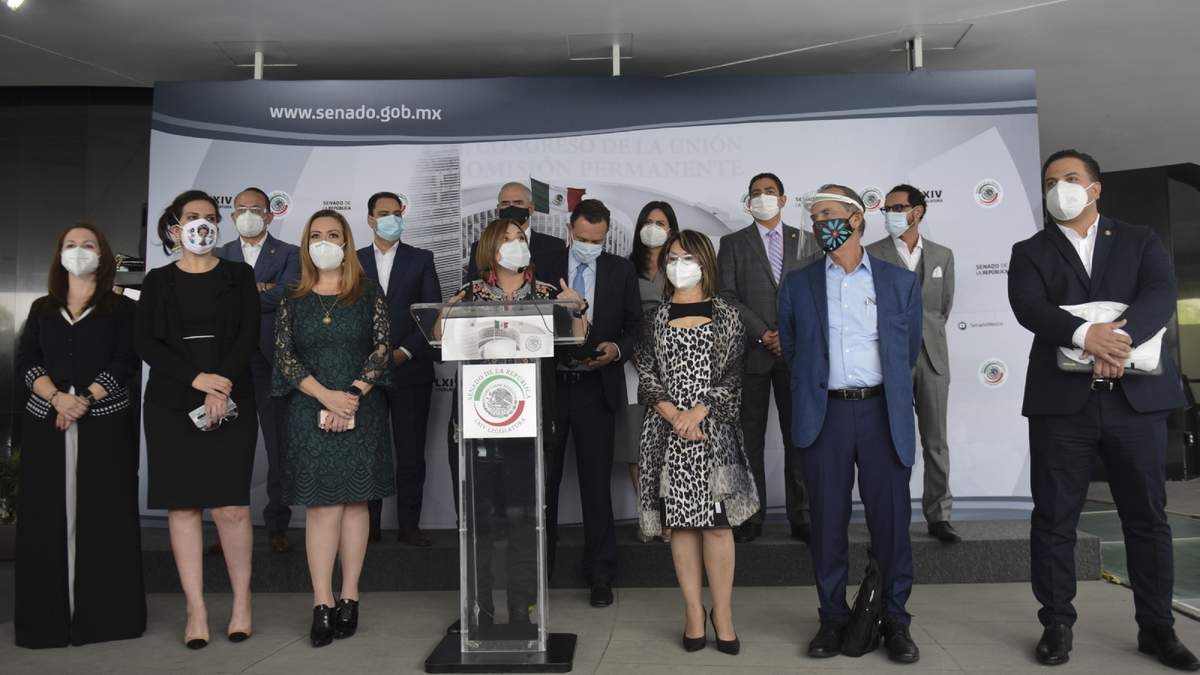 Bancada del PAN exigió que Durazo que dé la cara y rinda cuentas. Foto: Eduardo Miranda