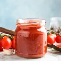 Salsa de tomate concentrada: una receta rendidora y muy fácil que te alcanzará para varias comidas
