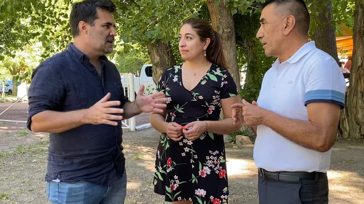 Darío Martínez, Ayelén Gutiérrez y Ramón Rioseco. Fuente: (Facebook)