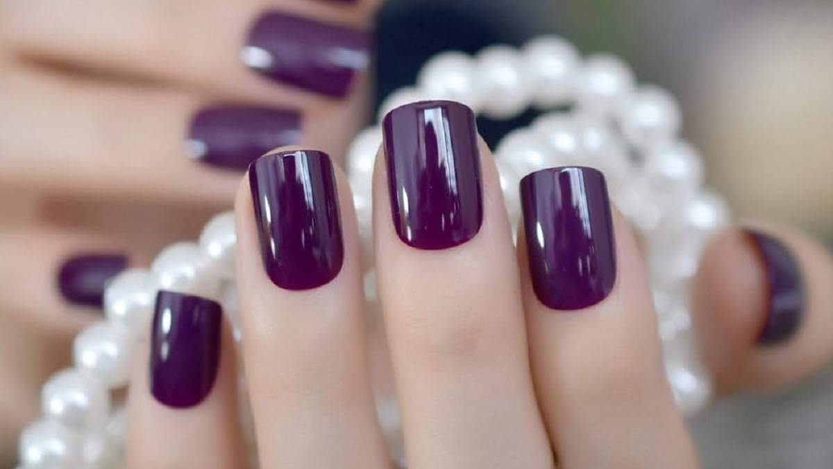 Diseños de Nail Art al mejor estilo "Bridgerton". Fuente: (X)