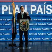 Guaidó denuncia que la policía de Maduro allanó su vivienda