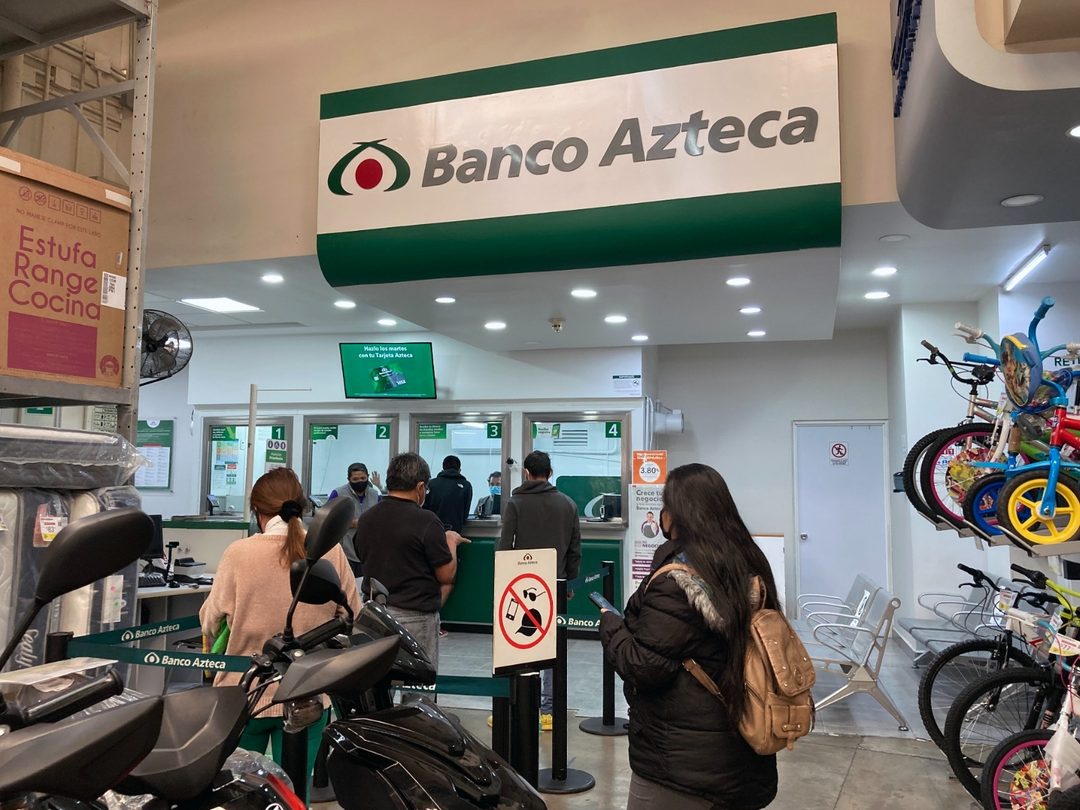 Sucursal Banco Azteca Foto J. Raúl Pérez