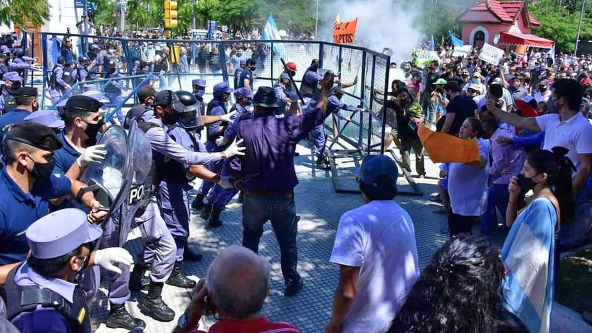 Fuerte reclamo de comerciantes y vecinos en la capital formoseña. Fuente: (Twitter)
