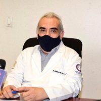 Cesan al director del Hospital de la Mujer en Tabasco por anticipar su vacunación