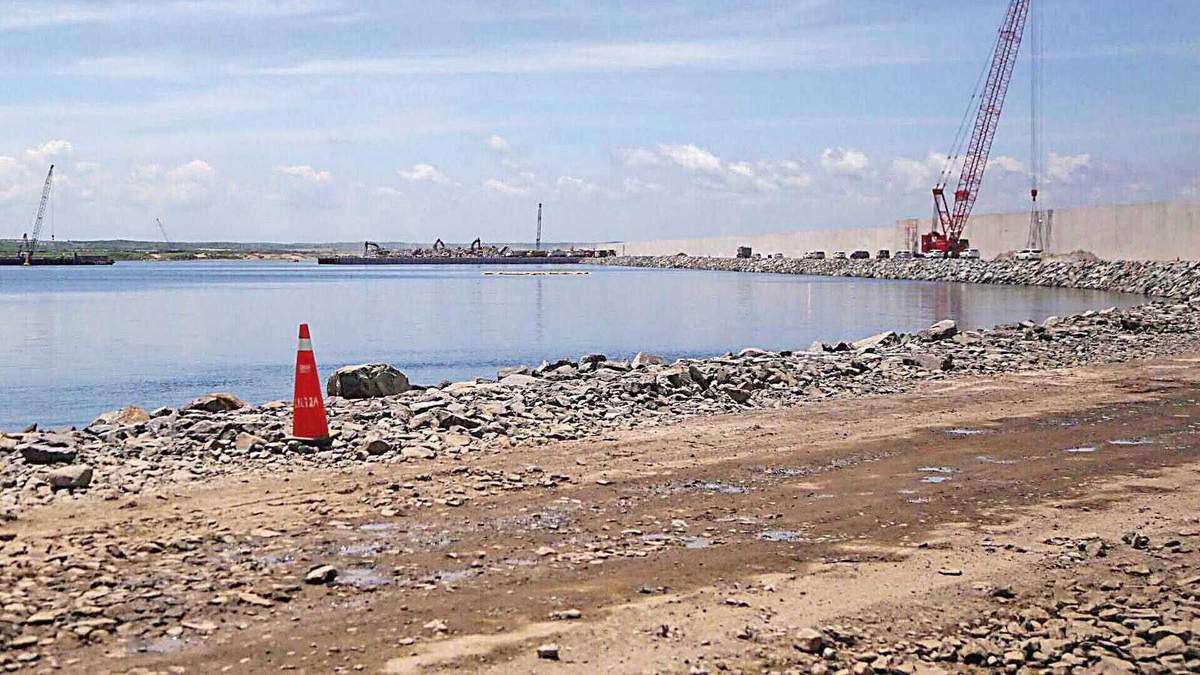 Modernización a costa del deterioro arrecifal