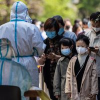 Shanghái anunció los primeros fallecidos por coronavirus desde el inicio del confinamiento estricto