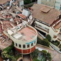 Derrumbe en Villa Gesell: encontraron a una nueva víctima y detuvieron al arquitecto de la obra