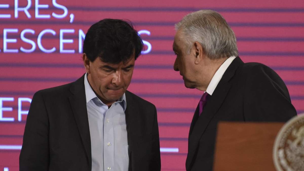Jesús Ramírez, junto al presidente López Obrador