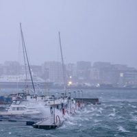 Noruega espera avalanchas y fuertes lluvias tras peor tormenta en más de 30 años