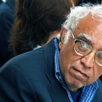 Albures y autoalbures: La vida es un camote, agarre su derecha (y asegúrese de su identidad nacional)