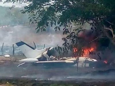 Se desploma avioneta en Chihuahua; mueren seis personas