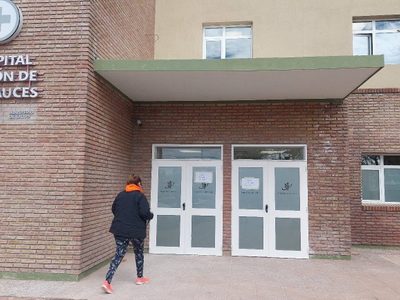 Médicos del Hospital de Rincón de los Sauces tendrán la posibilidad de acceder a cinco casas