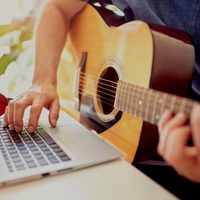 ¿Cómo se puede ayudar a la industria de la música?