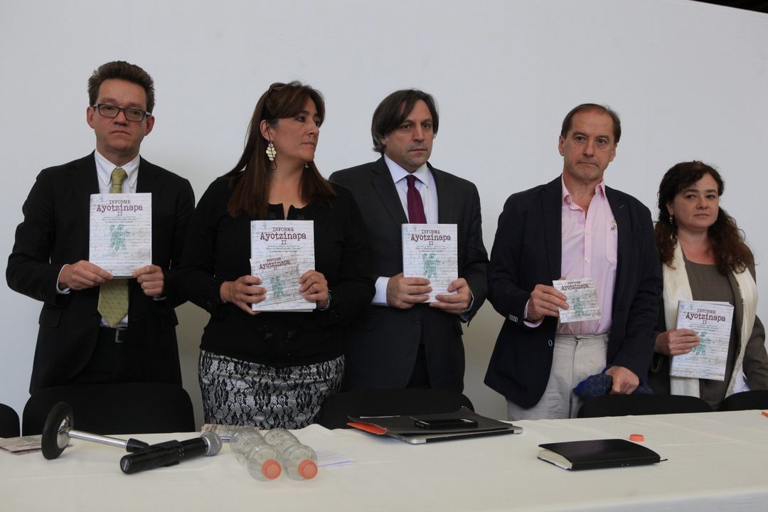 Integrantes del GIEI en abril de 2016 Foto Octavio Gómez