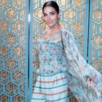 Irradia belleza: Juana Viale entró al estudio con este elegante outfit y nos dejó pasmados