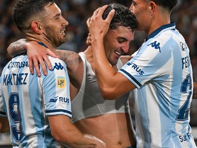 Racing tuvo su revancha ante el peor River de los últimos años