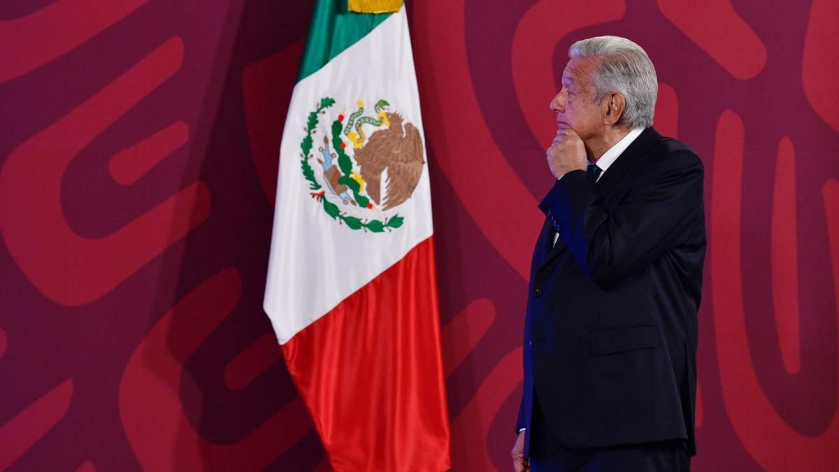 El presidente solicitó garantizar el empleo de los trabajadores de Banamex