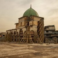 UNESCO halla bombas de grupo Estado Islámico en muros de mezquita en Mosul