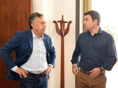 Elecciones en Mendoza: Alfredo Cornejo cerró su campaña electoral con duras críticas a De Marchi