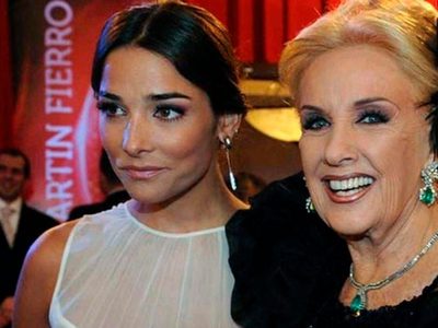 ¿Mirtha no la perdona? Juana Viale cometió el error de su vida en vivo. ¡No hubo reparo!