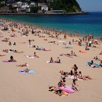 Doble golpe al turismo español