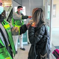 Desacato: una familia de Neuquén Capital llegó del exterior y no se aisló