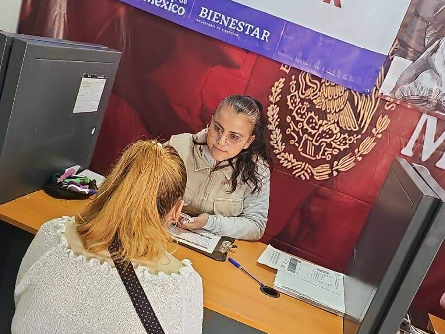Al concluir este mes, en total, más de 15 millones de personas habrán obtenido sus pensiones y apoyos