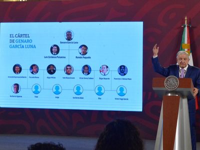 AMLO: sigue vigente la instrucción para que nadie vinculado con García Luna trabaje con nosotros