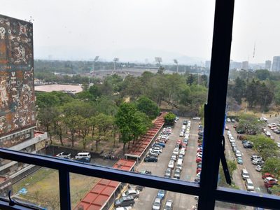 Un trabajador murió tras resbalar de una viga y caer 10 metros en Facultad de Psicología de la UNAM