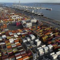 Autoridades británicas incautan cocaína valorada en más de 130 mdd de un barco en puerto de Londres