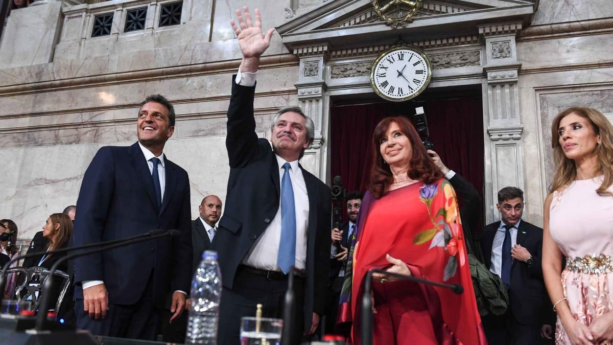 Los Fernández y Massa en la apertura del Congreso. Fuente: (Twitter)
