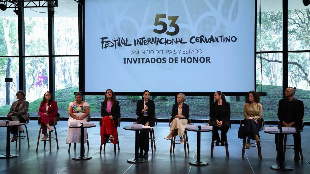 La presentación de los invitados al 53 Festival Internacional Cervantino