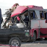 Mueren en choque 11 pasajeros que viajaban en autobús a Ciudad Juárez para Año Nuevo