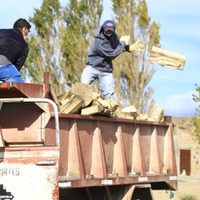 Solidaridad pura: un vecino de Zapala donó dos camionadas de leña