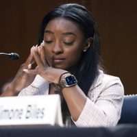 Simone Biles culpa de abuso sexual a Larry Nassar "y a todo el sistema que lo permitió"