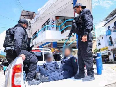 Fuerzas federales y estatales toman control de seguridad de Putla y detienen a cuatro policías