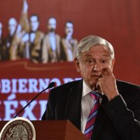 AMLO justifica la cancelación de Garduño a diputados: 'es que anda ocupadísimo”
