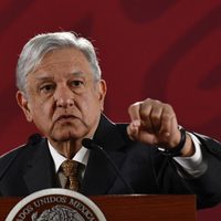 Ternas para la CRE son sin cuotas de los partidos: López Obrador