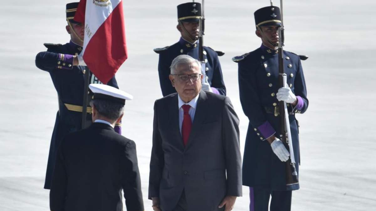 El presidente Andrés Manuel López Obrador en el Día de la Fuerza Aérea Mexicana