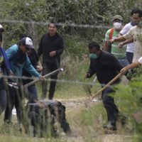 Reportan 6 muertos por enfrentamientos en Nochixtlán... y Cué de fiesta